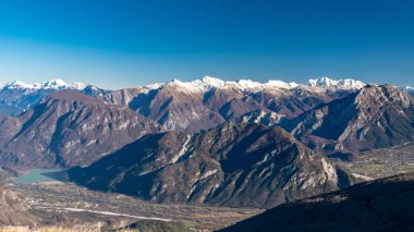 Alp tepesinden Panorama