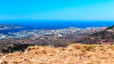 Val Rosandra güneşli bir günde
