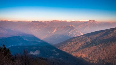 Friuli-Venezia Giulia dağlarında kış tatili, İtalya