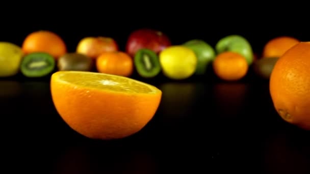 Naranjas que caen — Vídeo de stock