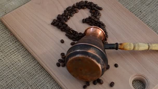 Geröstete Kaffeebohnen — Stockvideo