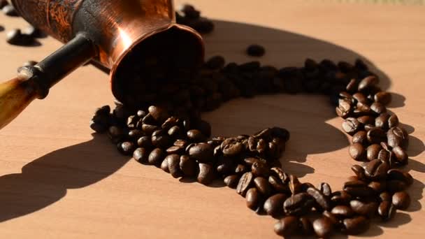 Geröstete Kaffeebohnen — Stockvideo