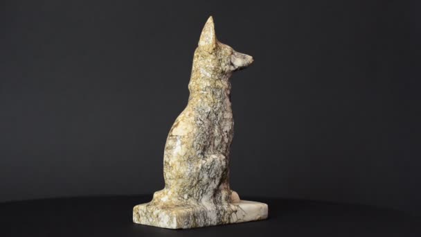 Estatueta de cão cerâmica — Vídeo de Stock