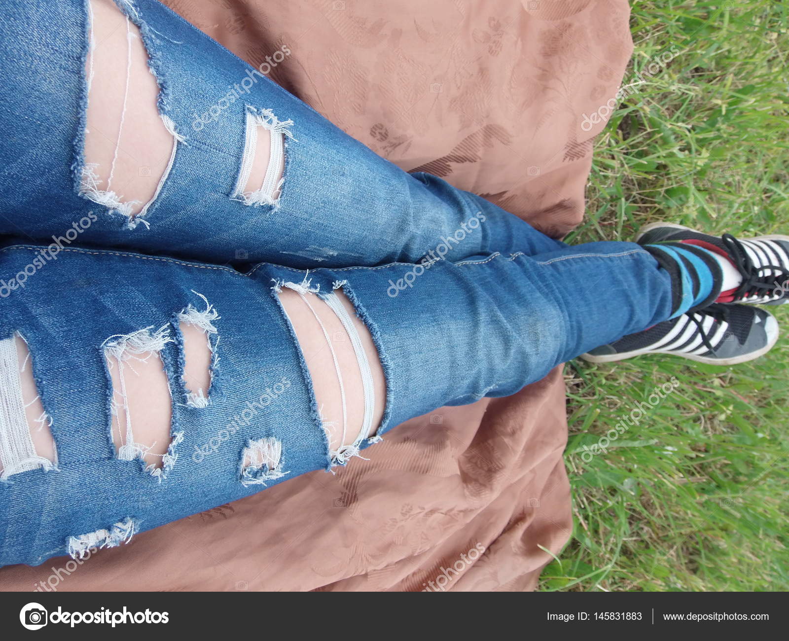 torn ripped jeans
