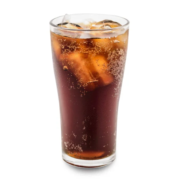 Cola i glas isolerade med urklippsbana. — Stockfoto