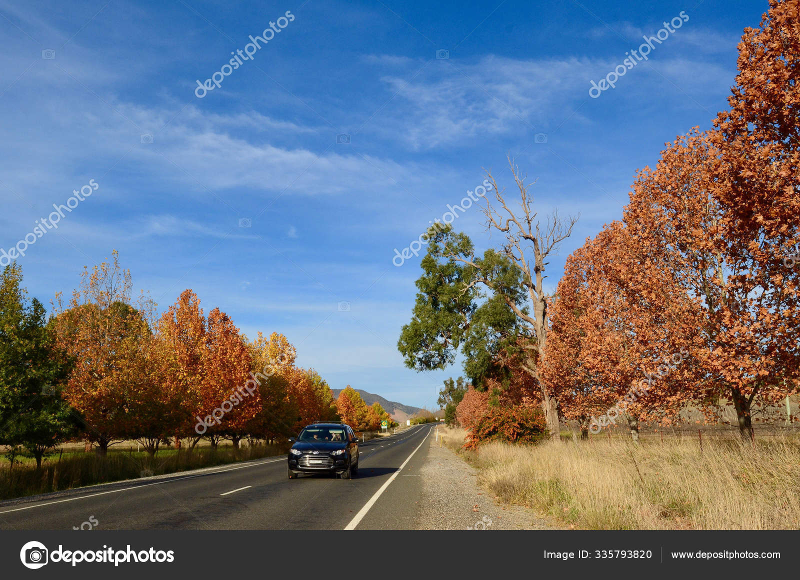 View Castlereagh Highway Town Mudgee Australia Stock Photo by ©sandwalker 335793820