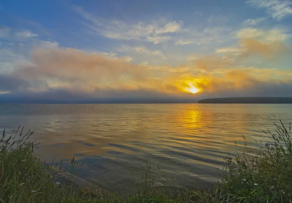 Siberia Oriental Región Baikal Hermosa Naranja Amarillo Rosa Amanecer Sobre —  Fotos de Stock