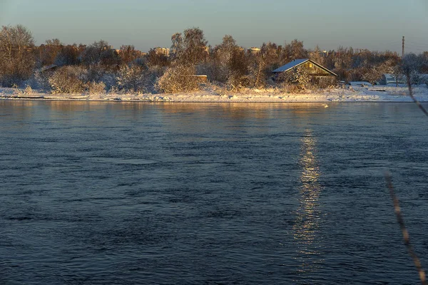 Invierno Siberia Oriental Ciudad Irkutsk Isla Pescadores Está Iluminada Por —  Fotos de Stock