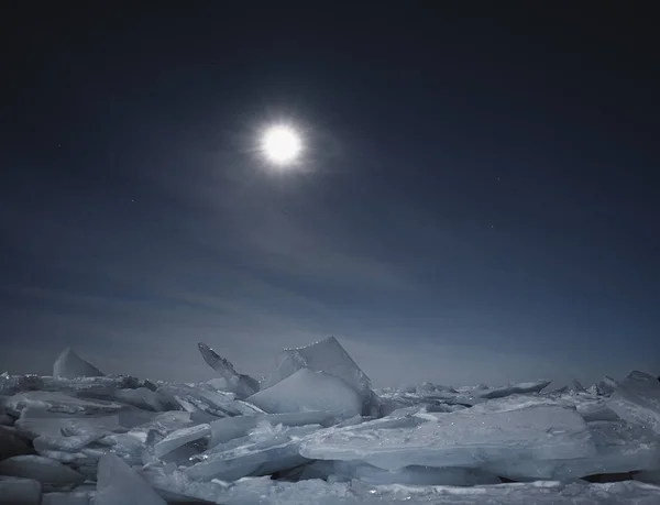 Siberia Oriental Lago Baikal Invierno Buenas Noches Luna Llena Toros Fotos de stock