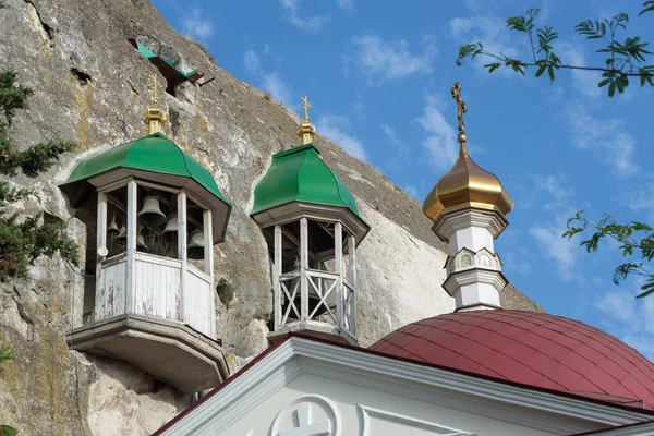 Inkerman, Kırım - 29 Mayıs: St. Klimentovskiy mağara manastırı 29 Mayıs 2019, Inkerman, Kırım.