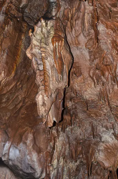 Malý Stalagmit Stalaktit Jeskyni — Stock fotografie