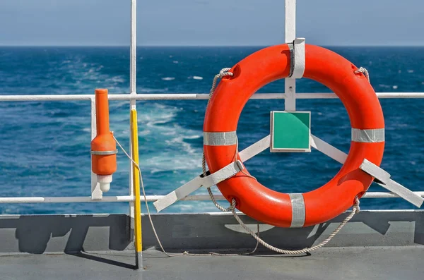 Life Buoy Ring Background Sea — Stock Photo, Image