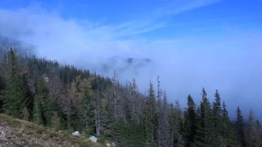 Füniküler dağlarda binmek