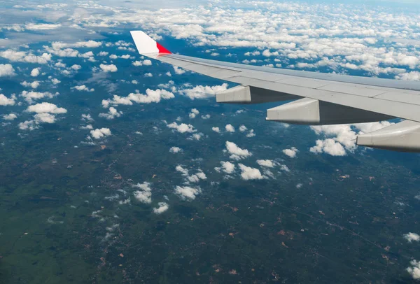A vista da aeronave a jato de janela . — Fotografia de Stock