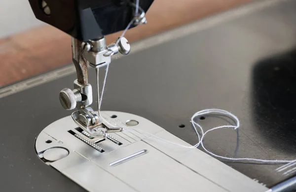 Closed up of sewing machine — Stock Photo, Image