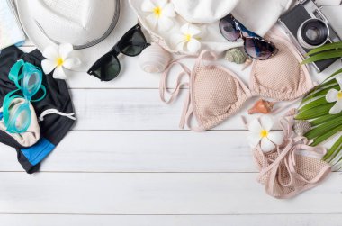 aksesuarlar hazırlamak ve öğeleri yaz gezisi için seyahat