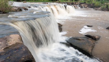 POI şelale Phitsanulok ili
