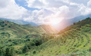 pirinç terasları ve clo ile güzel dağ manzaralı