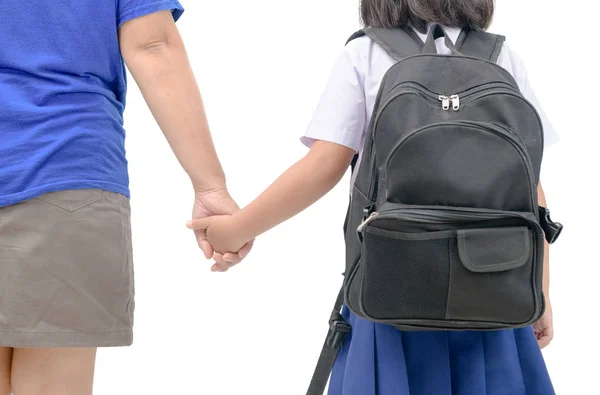 Rodič a Asijská studentka jdou ruku v ruce isoalted — Stock fotografie