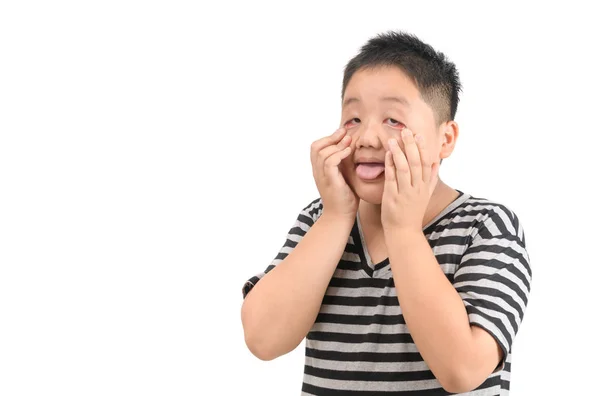 Retrato de un chico gordo asiático feliz que hace caras graciosas — Foto de Stock