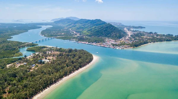 Uma Vista Aérea Ilha Lanta Noi Lanta Isaland Com Ponte — Fotografia de Stock