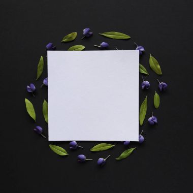 Mockup çiçekli