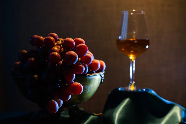 Still Life Grapes Vase Glass Wine — Stock Photo, Image