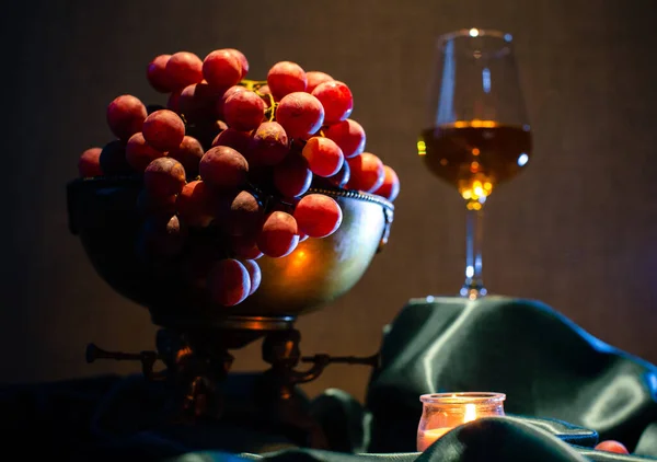 Stilleben Och Ett Glas Vin — Stockfoto