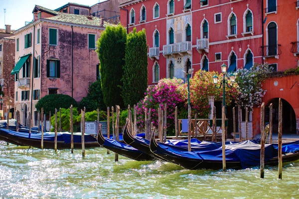 Gôndolas Veneza Água — Fotografia de Stock