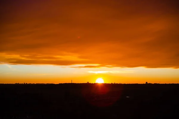 Orange Und Die Sonne Bei Sonnenuntergang — Stockfoto