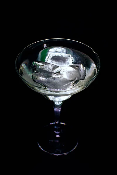 Verre Alcool Sur Fond Noir — Photo