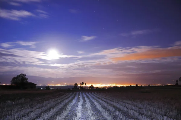 Luna llena desde Huayao