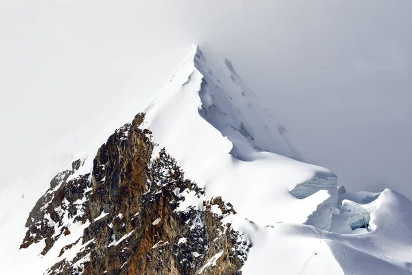 Detail Zasněžené Huaytapallana Centrálním Pohoří Peruánských Během Západu Slunce — Stock fotografie