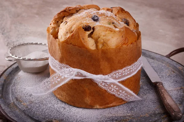 Panettone pan dulce pan pan tradicional para Navidad — Foto de Stock