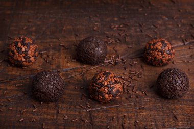 Brezilyalı çikolata bonbon brigadeiro 