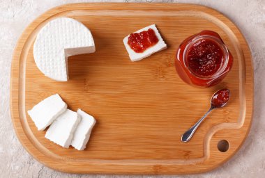 Brezilyalı tatlı Romeo ve Juliet, goiabada reçel guava ve ch