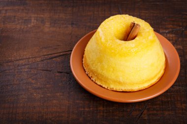 Brezilyalı şekerli tatlı mısır kek