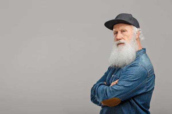 Old man with a long beard — Stock Photo, Image