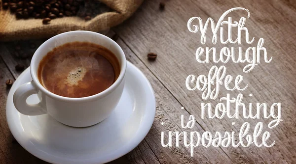 Kaffee-Zitat neben Tasse Kaffee — Stockfoto