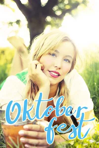 Oktoberfest Banner - Chica alemana —  Fotos de Stock