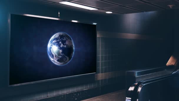 Plakatwand Mit Dem Planeten Erde Der Wand Der Bahn — Stockvideo