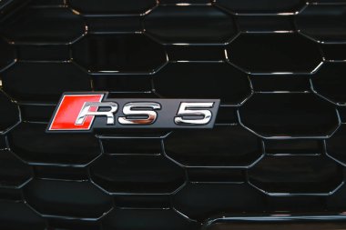 Minsk, Belarus 14 Mart 2018: Audi Rs5 spor Minsk Bayi Merkezi