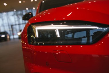 Minsk, Belarus 14 Mart 2018: Audi Rs5 spor Minsk Bayi Merkezi