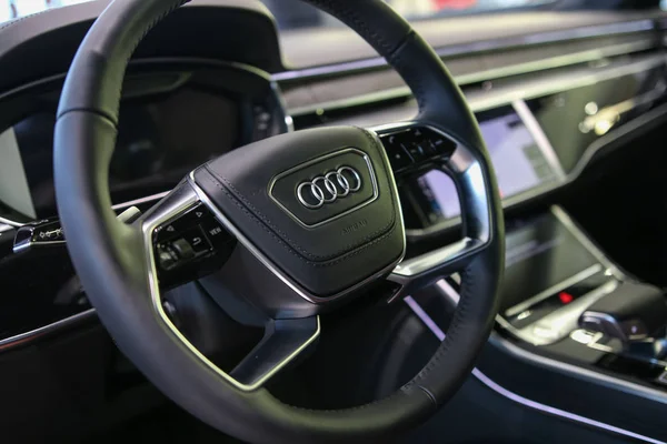 Minsk Wit Rusland Maart 2018 Nieuwe Audi A8L Bij Presentatie — Stockfoto