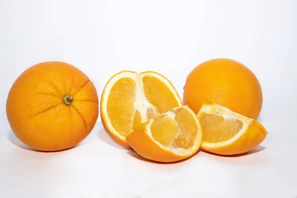 Fresh Bright Oranges Many Slices White Background — Stock Photo, Image