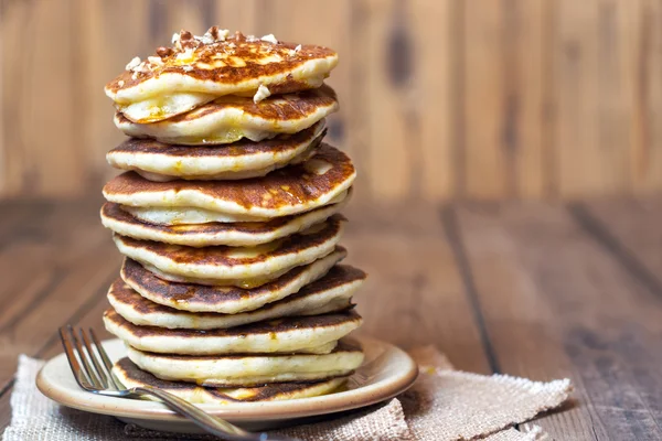 Hög bunt med pannkakor. — Stockfoto