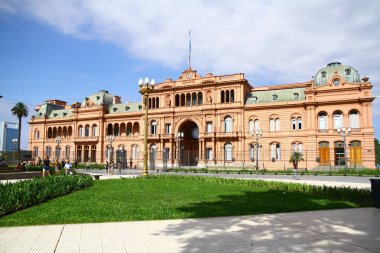 Casa Rosada, Buenos Aires, Arjantin - 26 Ocak 2019. Casa Rosada 'nın bulunduğu Plaza de Mayo Meydanı manzarası. 