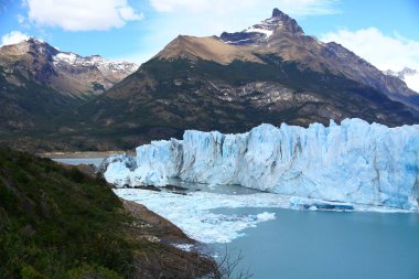 Muhteşem Perito Moreno Buzulu 'ndan bir manzara, Arjantin Patagonya.