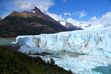 Muhteşem Perito Moreno Buzulu 'ndan bir manzara, Arjantin Patagonya.