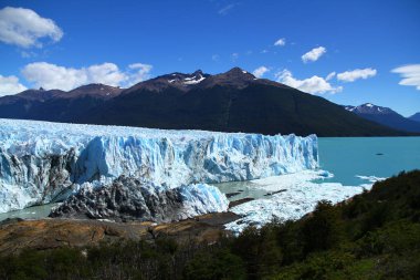 Muhteşem Perito Moreno Buzulu 'ndan bir manzara, Arjantin Patagonya.